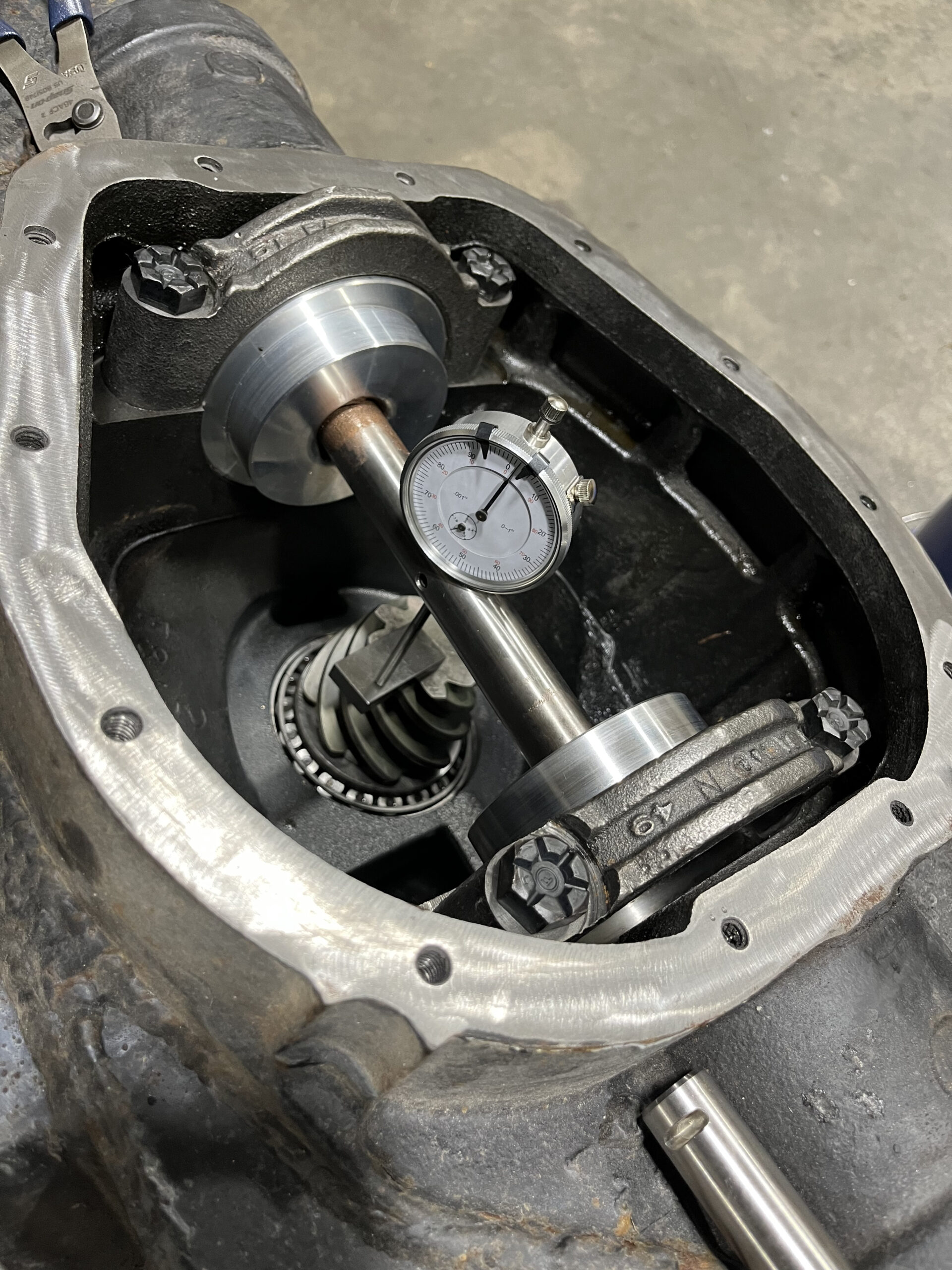 Axle and differential services